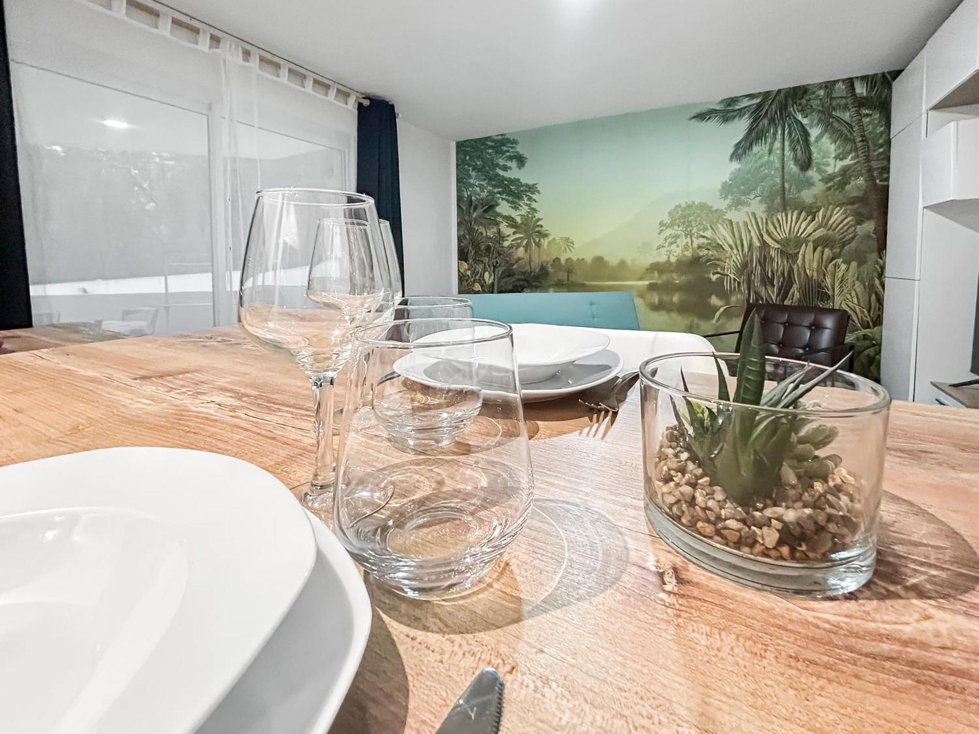 Balcon, Parking, Piscine Et Clim' A 2 Pas Du Port Santa Lucia Διαμέρισμα Saint-Raphaël Εξωτερικό φωτογραφία
