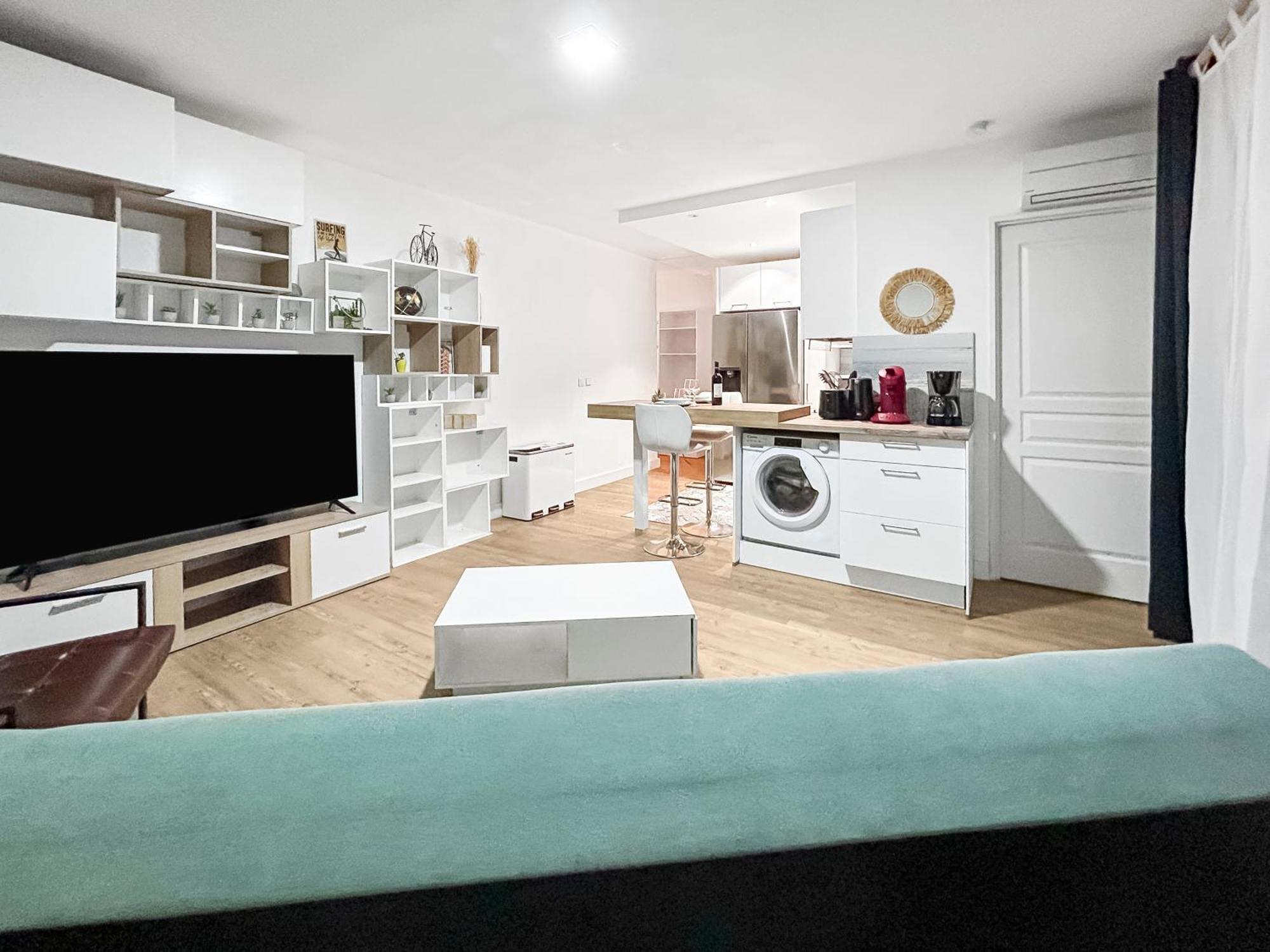 Balcon, Parking, Piscine Et Clim' A 2 Pas Du Port Santa Lucia Διαμέρισμα Saint-Raphaël Εξωτερικό φωτογραφία